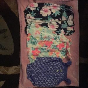 Set of 3 romper/dress/onesie